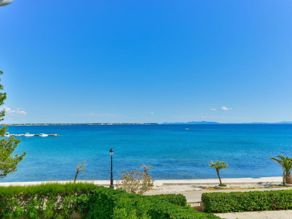 Apartments In House Liveric, In Vir At The Beach Екстер'єр фото